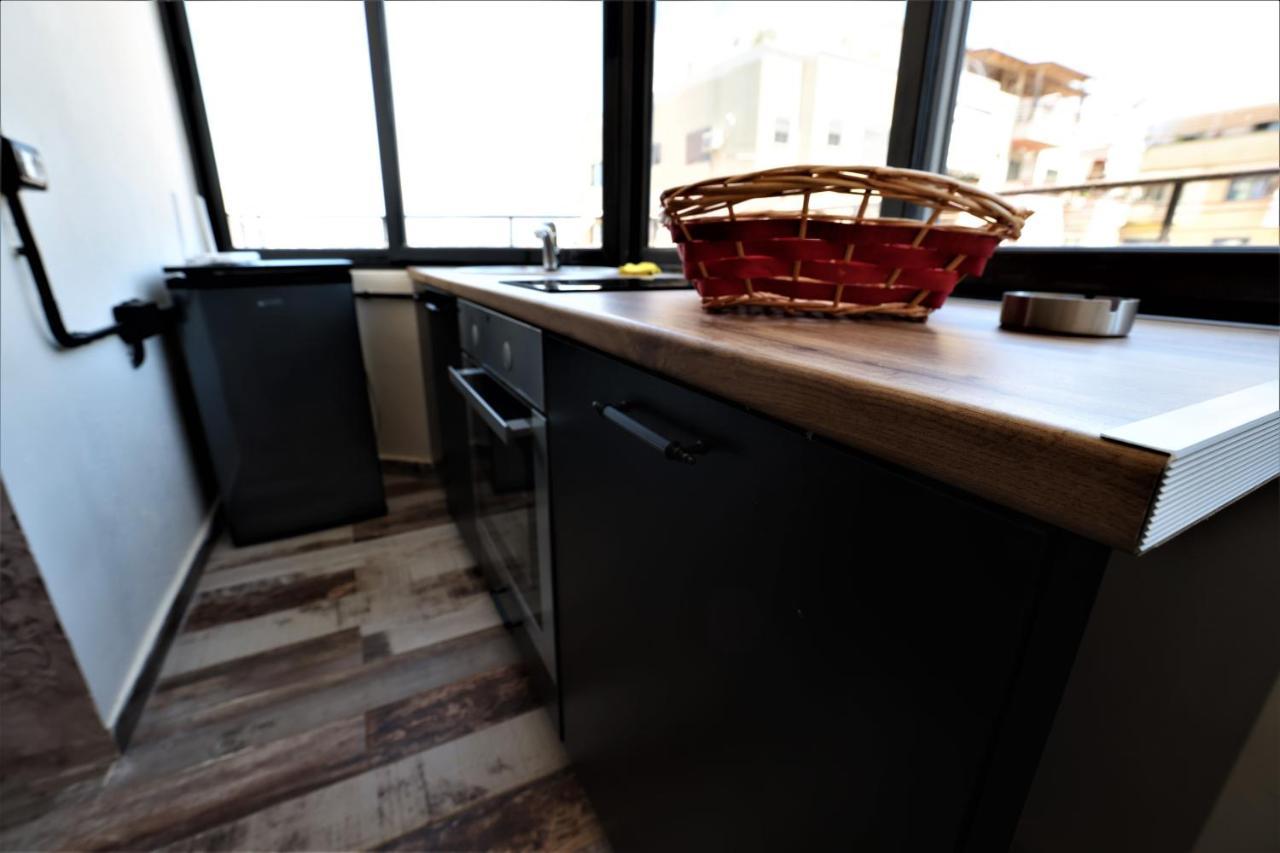 Stylish 1-Bedroom In Tirana #2 Exterior photo