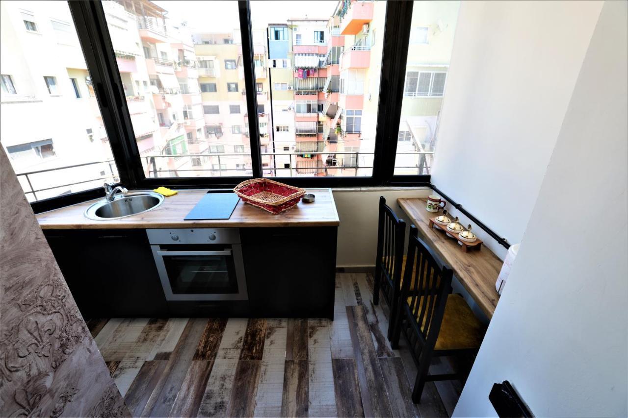 Stylish 1-Bedroom In Tirana #2 Exterior photo