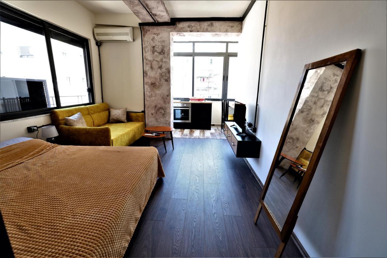 Stylish 1-Bedroom In Tirana #2 Exterior photo